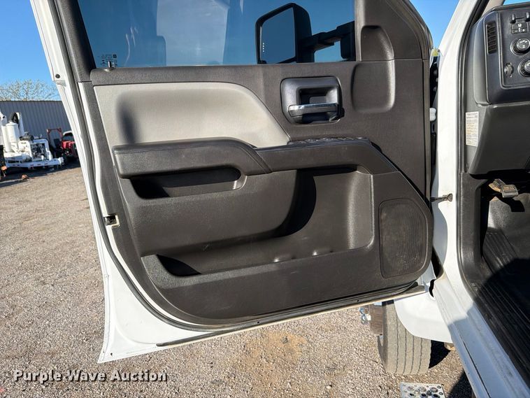 image for item FW3530 2022 Chevrolet Silverado 5500HD Crew Cab dump truck
