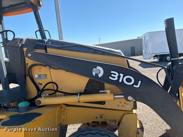 image for item FW3534 2008 John Deere 310J backhoe