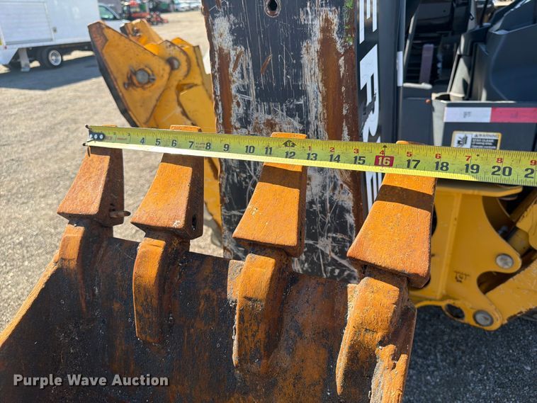image for item FW3534 2008 John Deere 310J backhoe