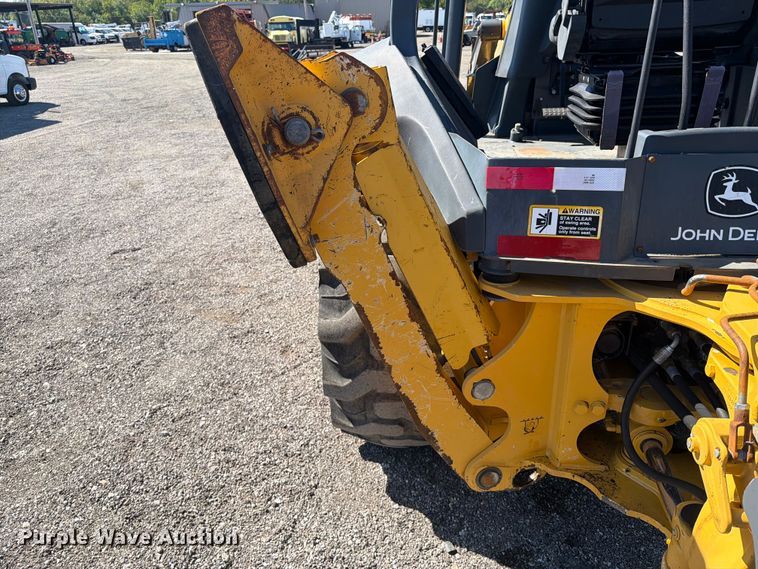 image for item FW3534 2008 John Deere 310J backhoe