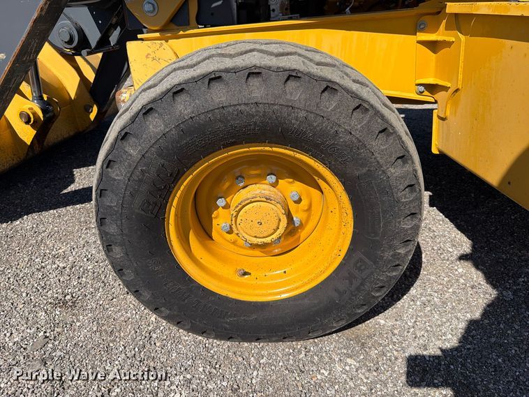 image for item FW3534 2008 John Deere 310J backhoe