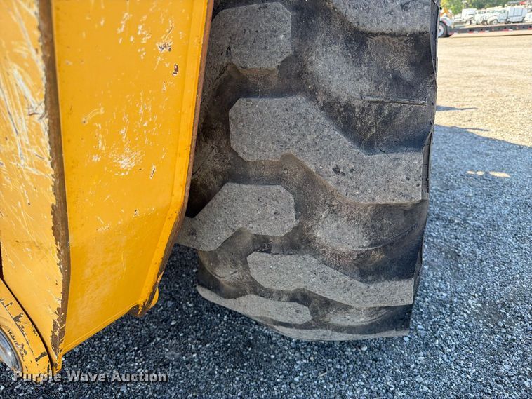 image for item FW3534 2008 John Deere 310J backhoe