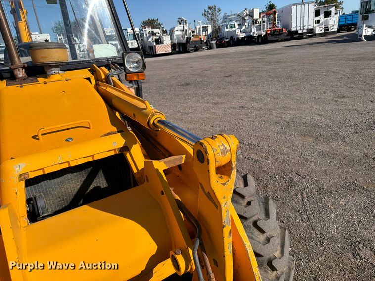 image for item FW3536 1998 JCB 212S Series 2 backhoe