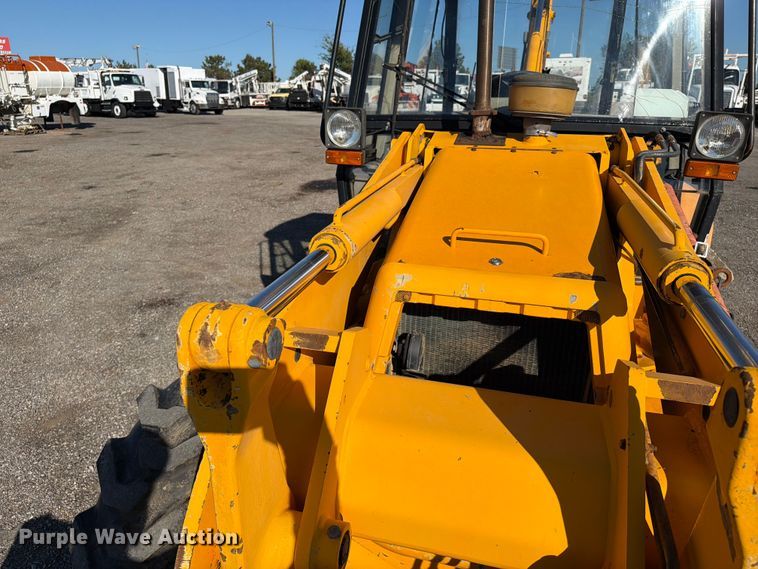 image for item FW3536 1998 JCB 212S Series 2 backhoe