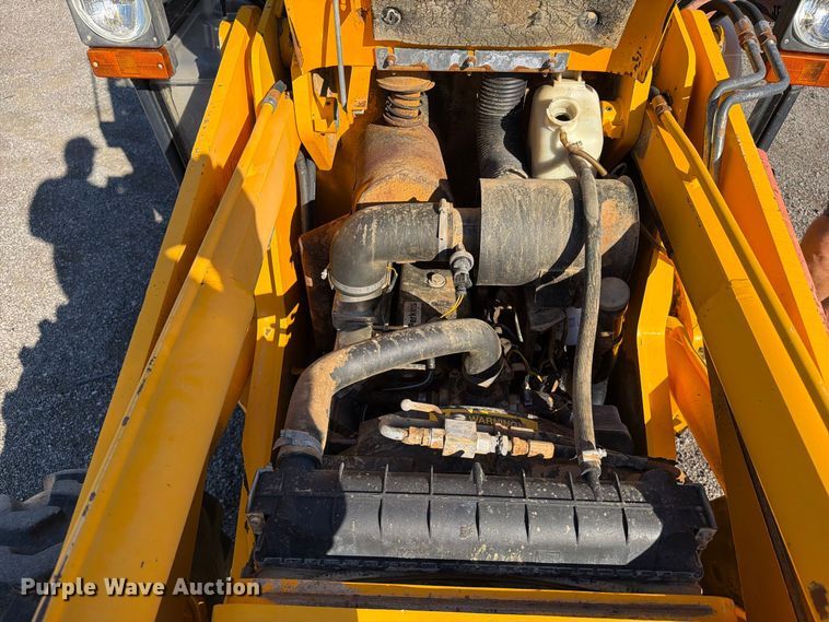 image for item FW3536 1998 JCB 212S Series 2 backhoe