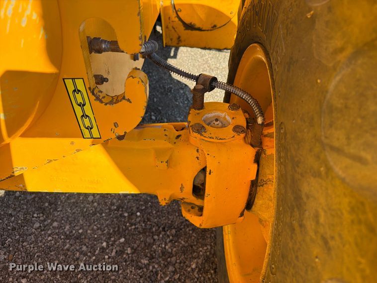 image for item FW3536 1998 JCB 212S Series 2 backhoe
