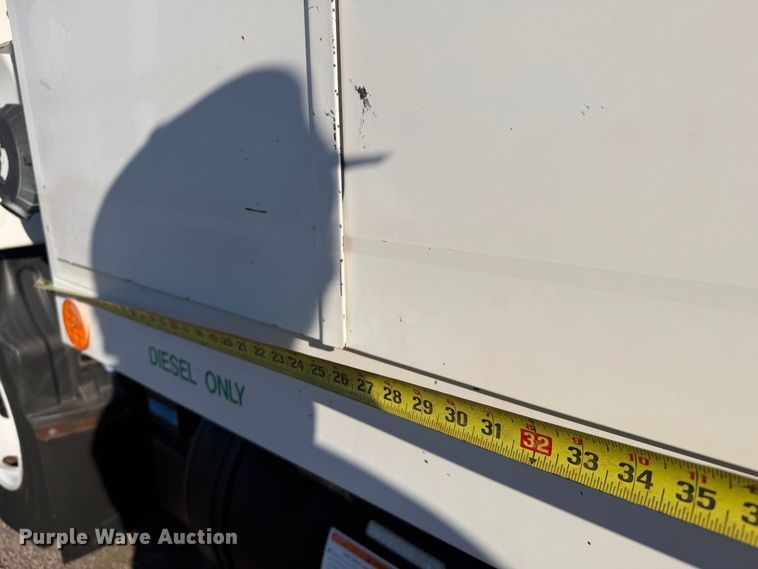 image for item FW3539 2011 Nissan Diesel Motor Co.  UD3300 utility / service truck