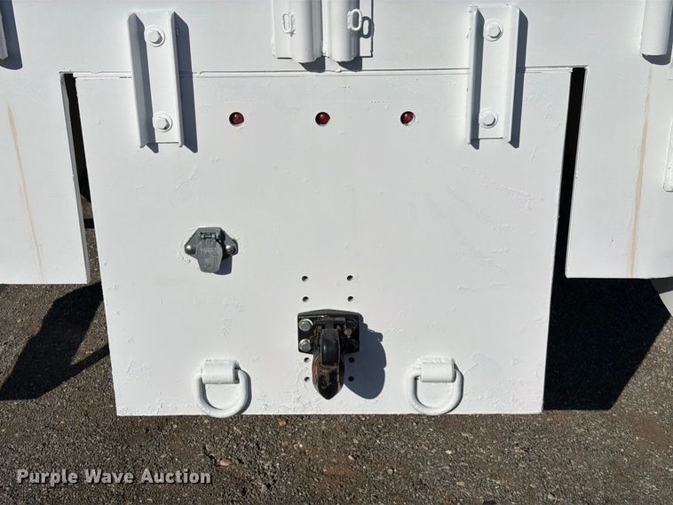 image for item FW3539 2011 Nissan Diesel Motor Co.  UD3300 utility / service truck