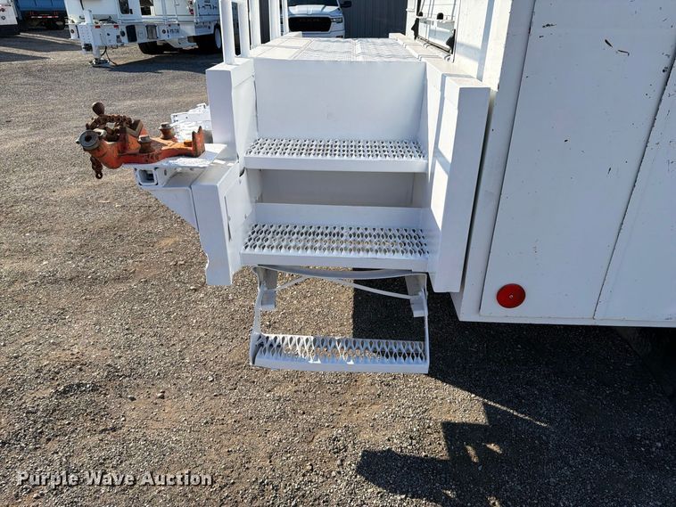 image for item FW3539 2011 Nissan Diesel Motor Co.  UD3300 utility / service truck