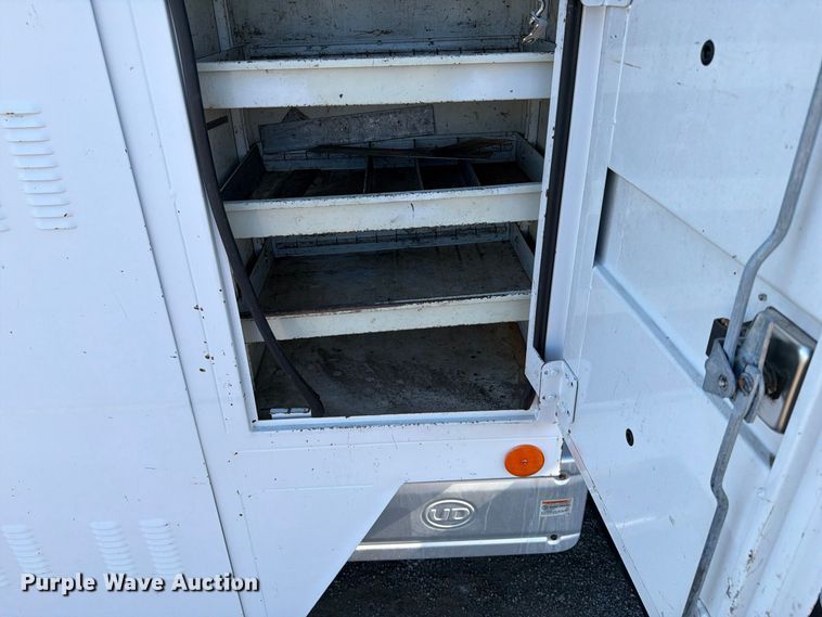 image for item FW3539 2011 Nissan Diesel Motor Co.  UD3300 utility / service truck