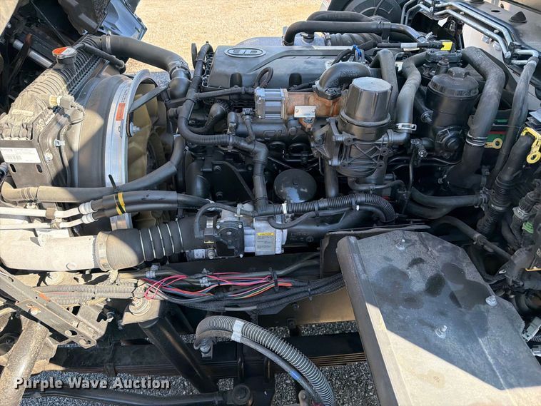 image for item FW3539 2011 Nissan Diesel Motor Co.  UD3300 utility / service truck