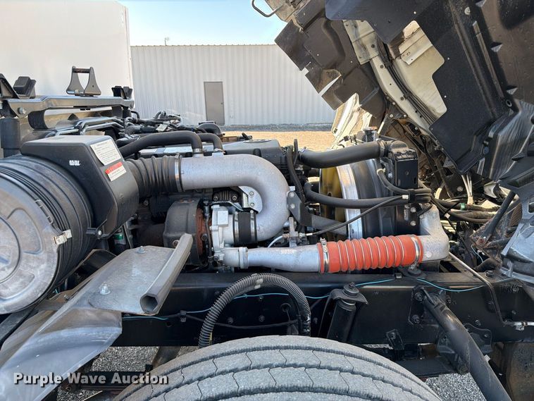 image for item FW3539 2011 Nissan Diesel Motor Co.  UD3300 utility / service truck