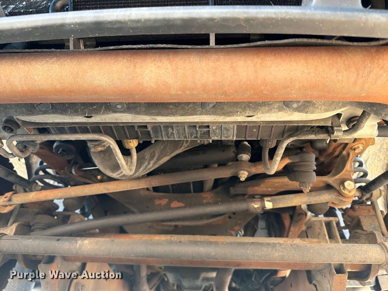 image for item FW3541 2005 Ford F450 Super Duty bucket truck