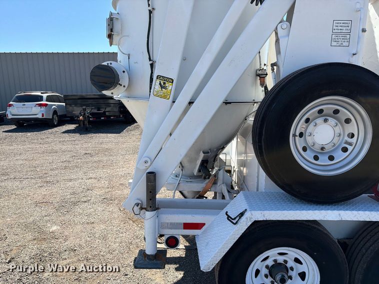 image for item FW3542 2008 Hurricane by Industrial Vacuum Manufacturing 500E vacuum excavator
