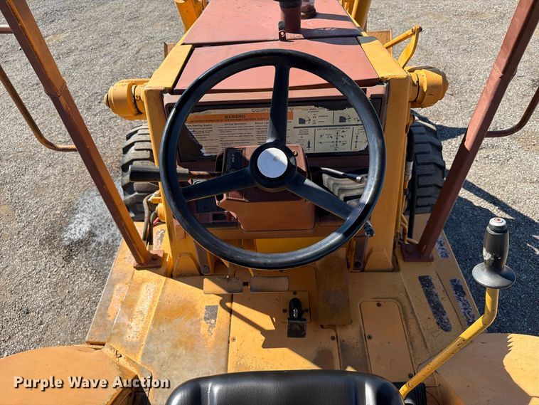 image for item FW3545 1993 Case 580 Super K backhoe