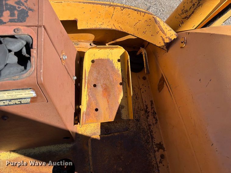 image for item FW3545 1993 Case 580 Super K backhoe