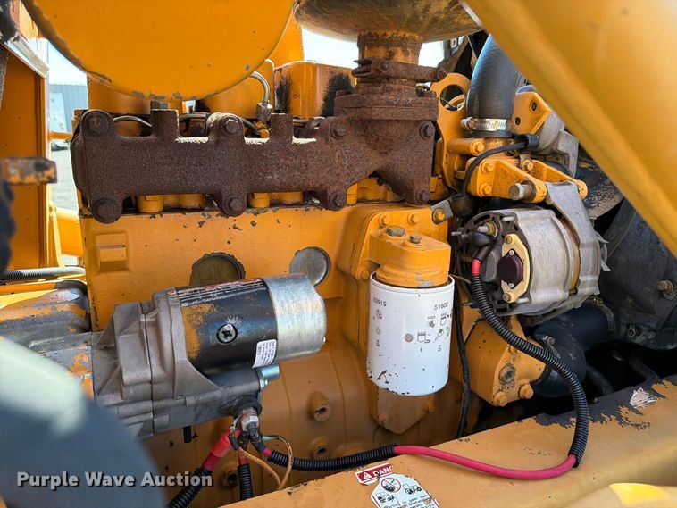 image for item FW3545 1993 Case 580 Super K backhoe