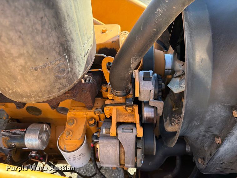 image for item FW3545 1993 Case 580 Super K backhoe