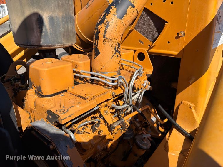 image for item FW3545 1993 Case 580 Super K backhoe