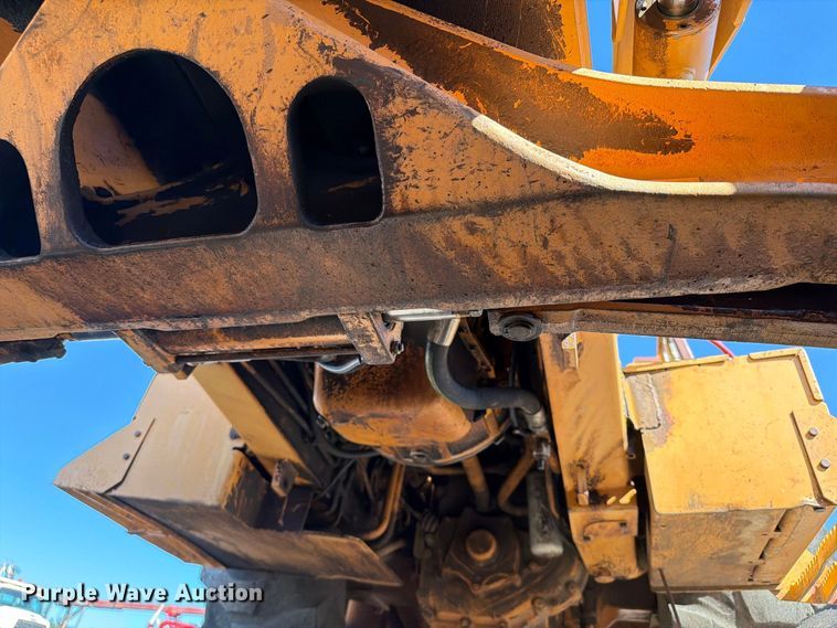 image for item FW3545 1993 Case 580 Super K backhoe