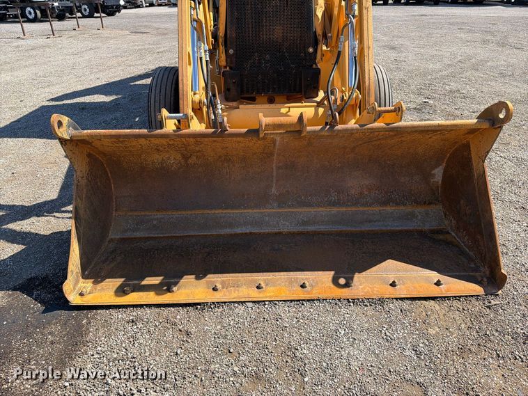 image for item FW3551 1998 Case 580L backhoe