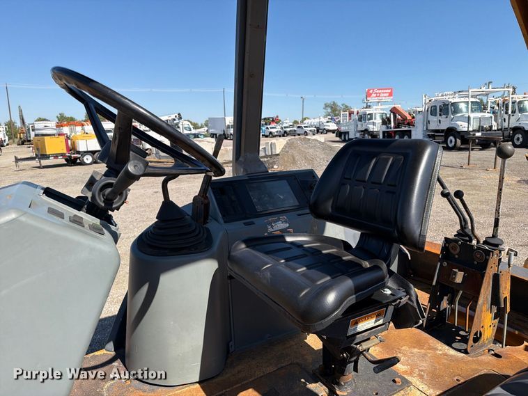 image for item FW3551 1998 Case 580L backhoe