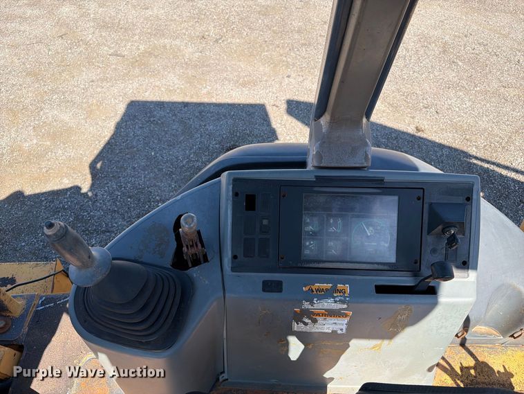 image for item FW3551 1998 Case 580L backhoe