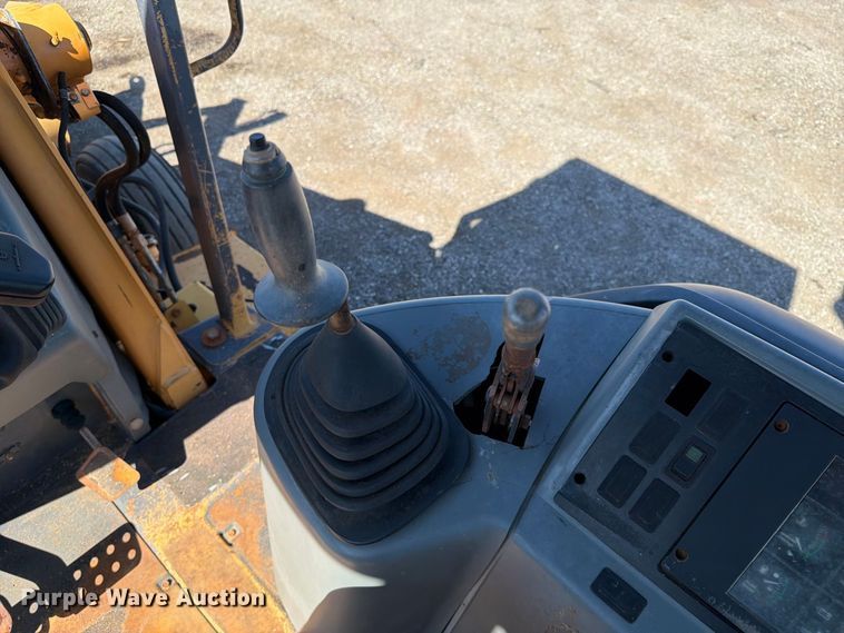 image for item FW3551 1998 Case 580L backhoe