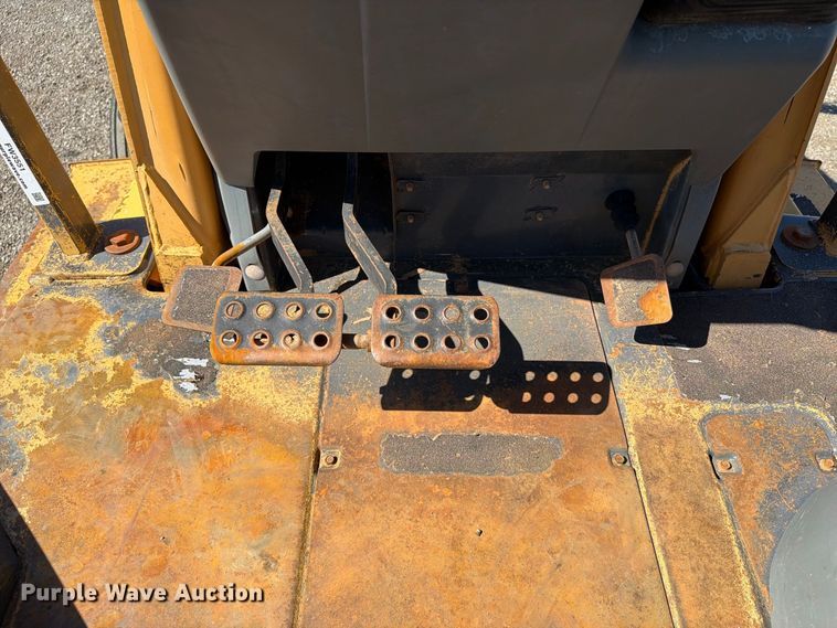 image for item FW3551 1998 Case 580L backhoe