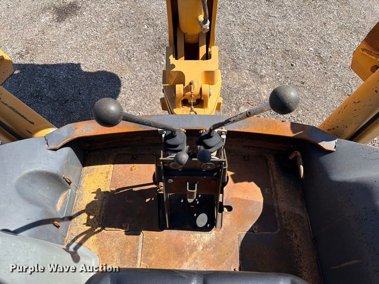 image for item FW3551 1998 Case 580L backhoe