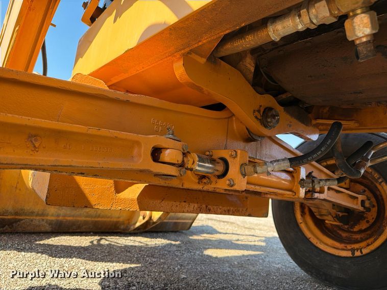 image for item FW3551 1998 Case 580L backhoe