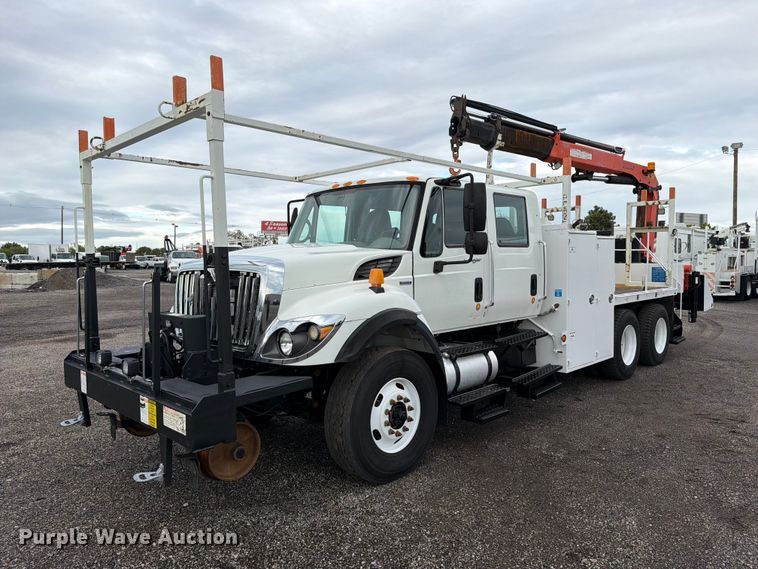 image for item FW3562 2009 International WorkStar 7500 Crew Cab crane truck