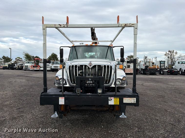 image for item FW3562 2009 International WorkStar 7500 Crew Cab crane truck