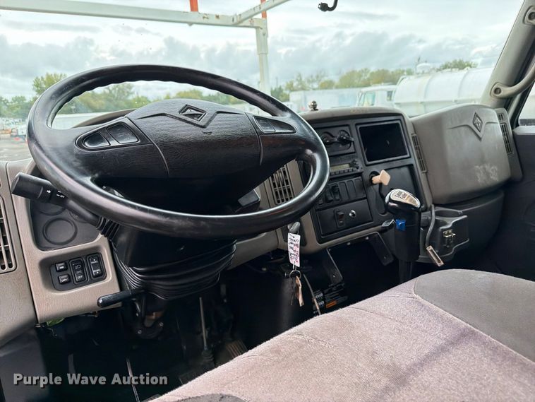 image for item FW3562 2009 International WorkStar 7500 Crew Cab crane truck