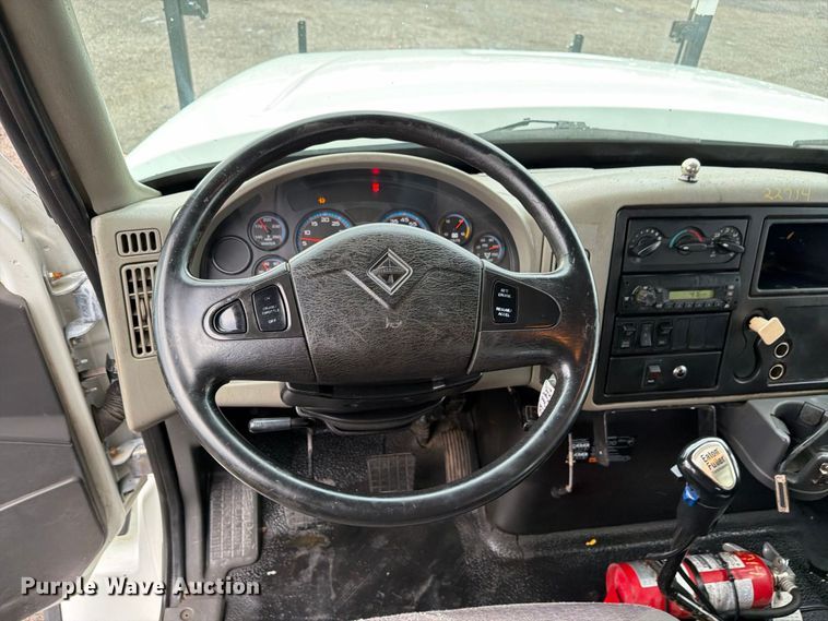image for item FW3562 2009 International WorkStar 7500 Crew Cab crane truck
