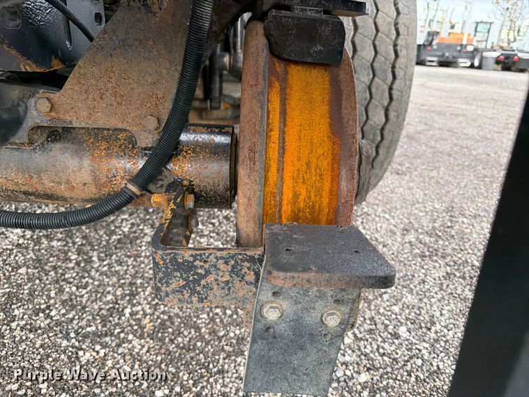 image for item FW3562 2009 International WorkStar 7500 Crew Cab crane truck