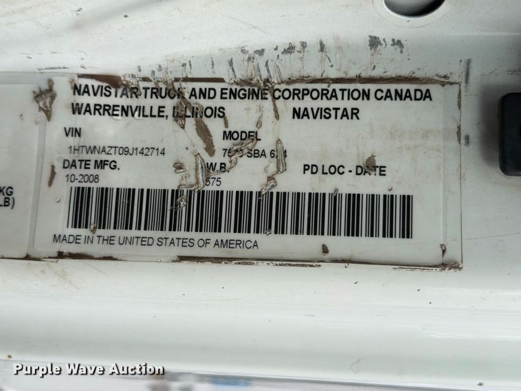 image for item FW3562 2009 International WorkStar 7500 Crew Cab crane truck