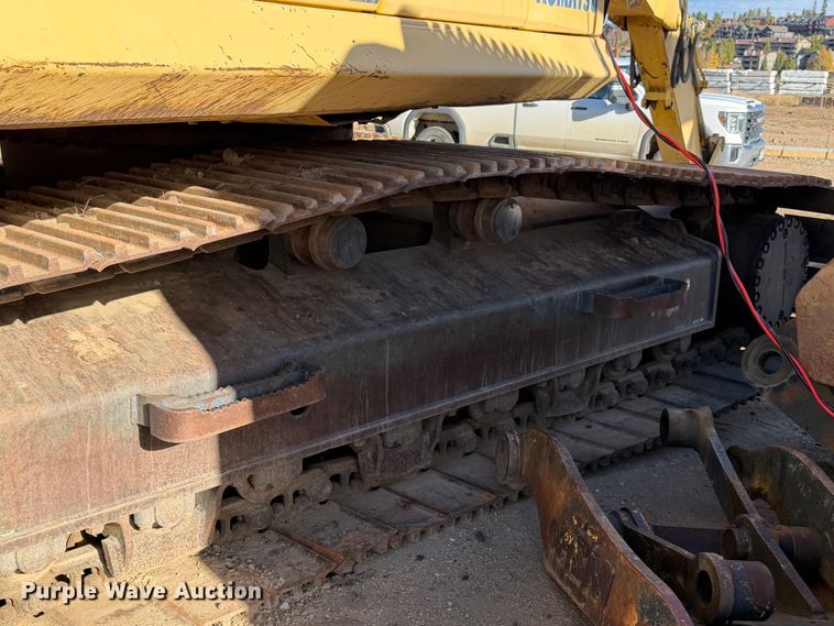 image for item IH9482 2006 Komatsu PC300LC-7E0 excavator