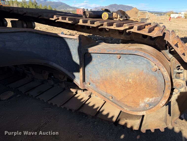 image for item IH9482 2006 Komatsu PC300LC-7E0 excavator