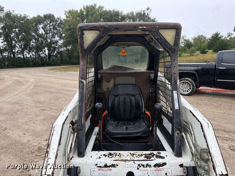 image for item OE9734 2008 Bobcat S150 skid steer loader
