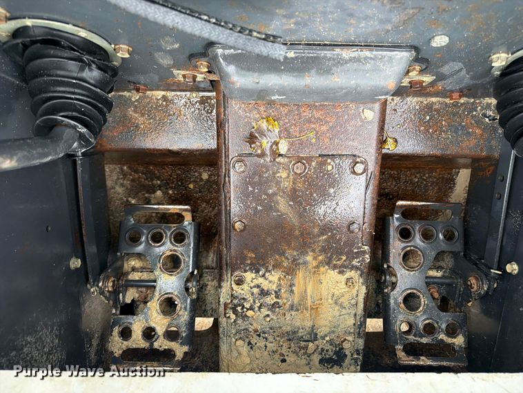 image for item OE9734 2008 Bobcat S150 skid steer loader