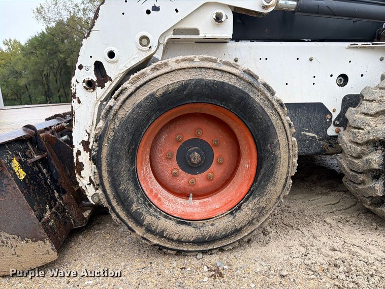 image for item OE9734 2008 Bobcat S150 skid steer loader