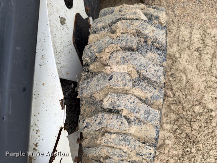 image for item OE9734 2008 Bobcat S150 skid steer loader