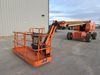 JLG 660SJ boom lift