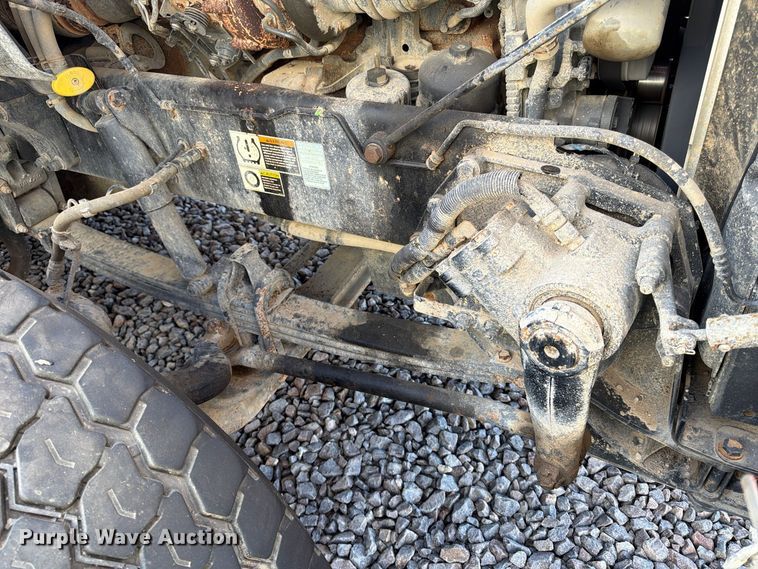 image for item YA1735 2021 Kenworth T880 dump truck