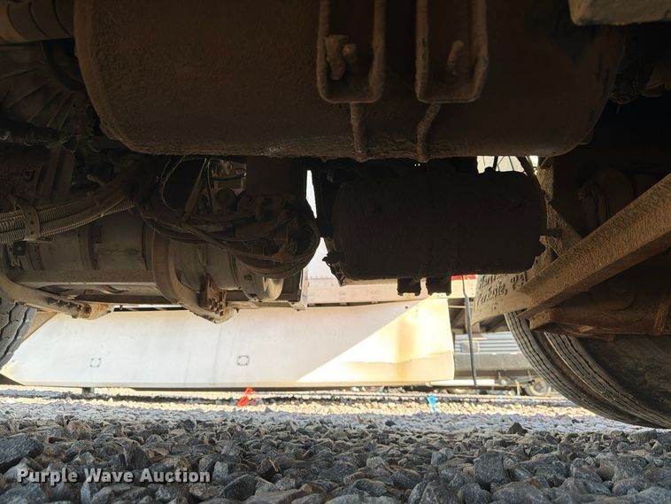 image for item YA1735 2021 Kenworth T880 dump truck
