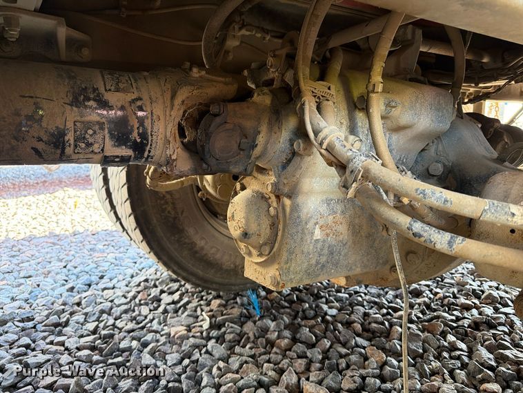 image for item YA1735 2021 Kenworth T880 dump truck