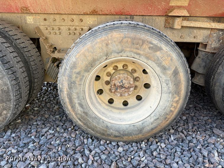 image for item YA1735 2021 Kenworth T880 dump truck