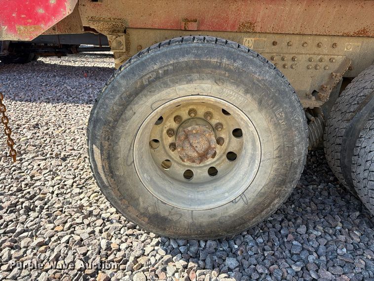 image for item YA1735 2021 Kenworth T880 dump truck