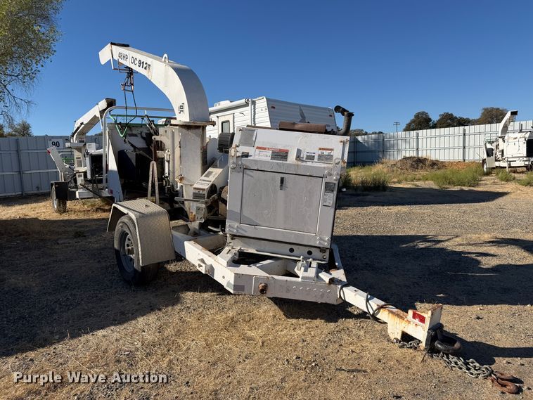 image for item YA3751 2011 Altec DC912A wood chipper